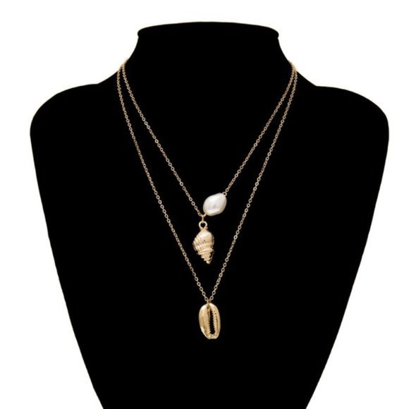 LAST ONE 💖Shell Pearl layered Necklaces - Picture 2 of 8